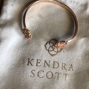 Kendra Scott bracelet